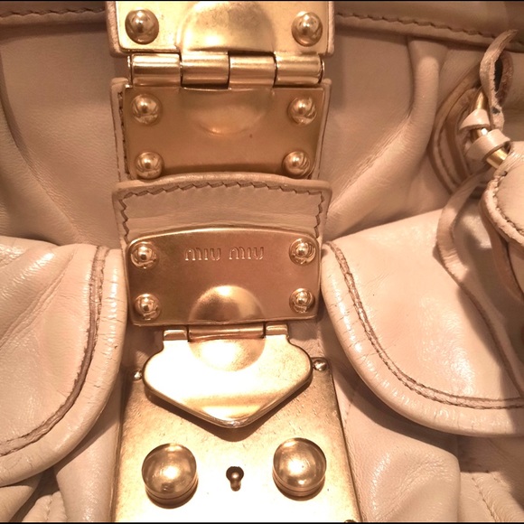 Authentic Miu Miu by Prada Coffer Matelassé Satchel Cera Cream Lambskin - Picture 14 of 17